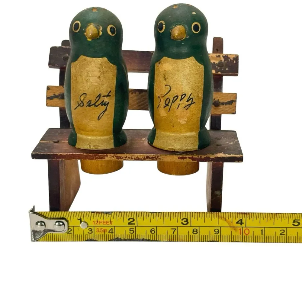 Vintage 50’s Wooden Bird Salt Pepper Shaker Set On Park Bench Japan Penguin